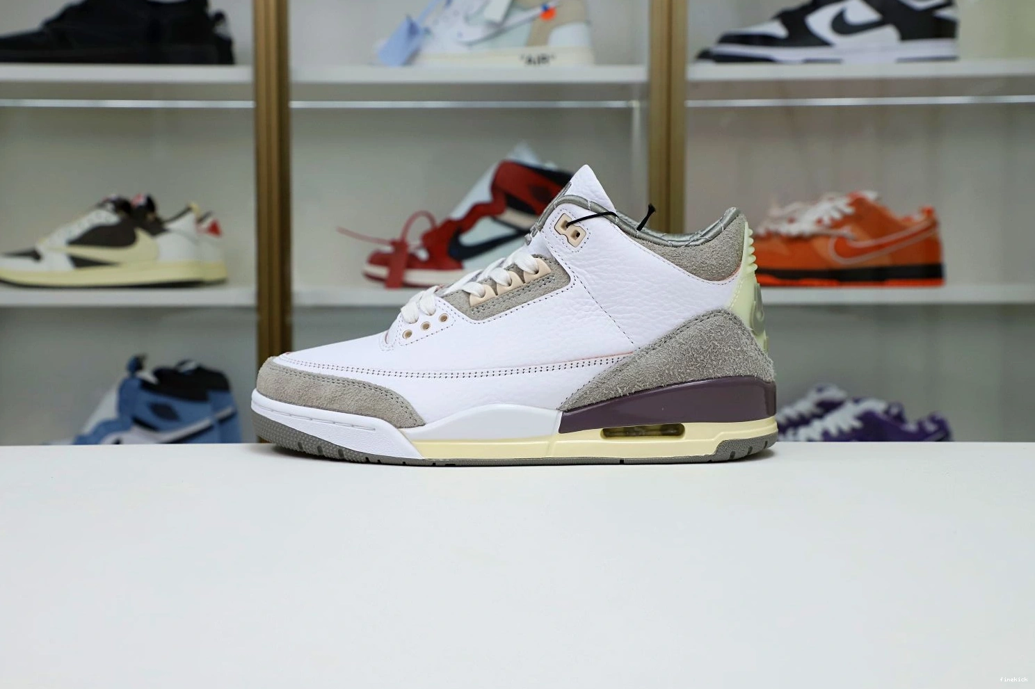 3 AIR JORDAN MANIÉRE X WMNS 0207